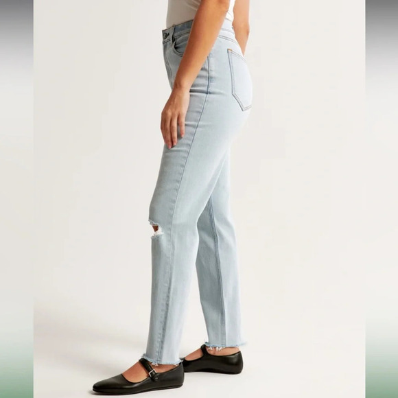 Abercrombie & Firch Curve Love Super Skinny Ankle High Rise light wash size 32 - Picture 2 of 8